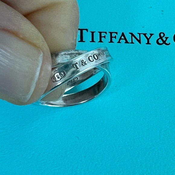 🔴Authentic TIFFANY & CO Sterling Silver 1837 Interlocking Circles Ring 🔴 - Picture 7 of 8